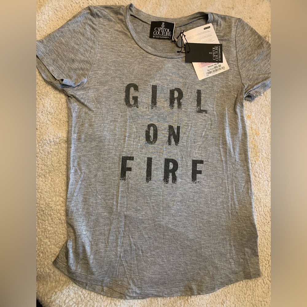 GIRL ON FIRE T Shirt by Trish Summerville Hunger Games Size Small